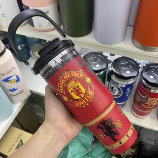 แก้วเก็บความเย็น ฝา2หัว 900ML 30oz รุ่นมีหูหิ้วมีหลอด เย็น304 เก็บความร้อน สแตนเลส พร้อมหลอด ไท่ซั่ว ลิเวอร์พูล เชลซี