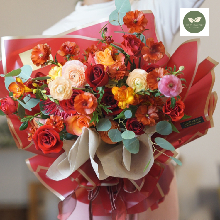 🌈พร้อมส่ง🌈20แผ่น/แพ็คกระดาษห่อช่อดอกไม้ 🌹กระดาษฟลาวด์สีพื้นขอบทอง ขนาด 58x58 ซม.กระดาษห่อดอกไม้ กันน้ำ100%แผ่นพลาสติกห่อ - รูปที่ 2