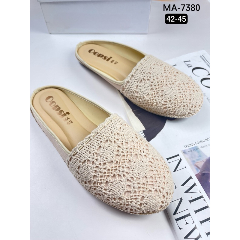 รองเท้าไซส์ใหญ่42-45 เปิดส้นลูกไม้ส้นแบนรุ่นใหม่ล่าสุด ✅สวยมากแม่ ตรงปก เท้าอูมบวกไซส์ด้วยนะคะ✅ พร้อมส่งทุกวันเลยจ้า🚚