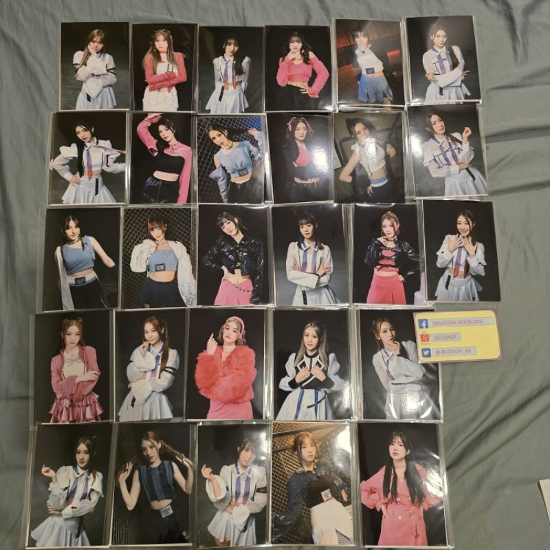 ปก Kiss Me Senbatsu BNK48 CGM48 คนิ้ง มามิ้งค์ แชมพู ปาเอญ่า มินมิน สตางค์ แพนเค้ก ฮูพ นีนี่ พิม โมเน่ต์ ไข่หวาน พั้นซ์
