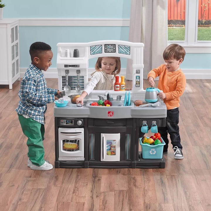 ชุดครัว Step2 Modern Cook Kitchen Playset ธีมสีสันสดใส เหมาะทั้งเด็กชาย เด็กหญิง