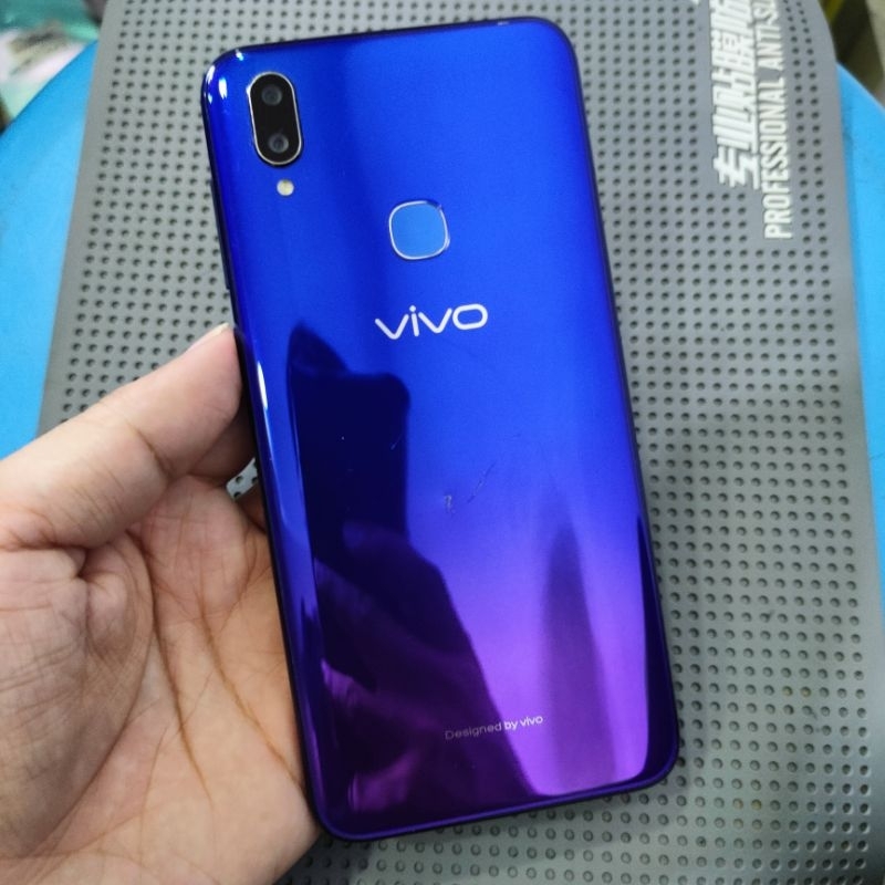 Vivo V11i แรม4/128 มือสอง ใช้งานได้