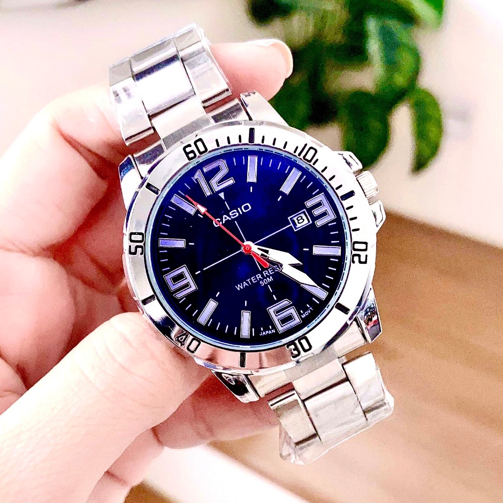 นาฬิกา ผู้ชาย Casio สายเเสตนเลส  มีวันทีใช้งานได้จิง  มีหลายสีหลายเเบบ ตั้งเวลาให้ฟรีกล่องกระดาษ