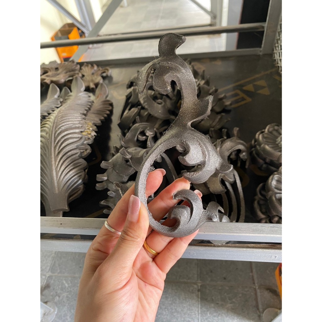 Thumbnail 4
