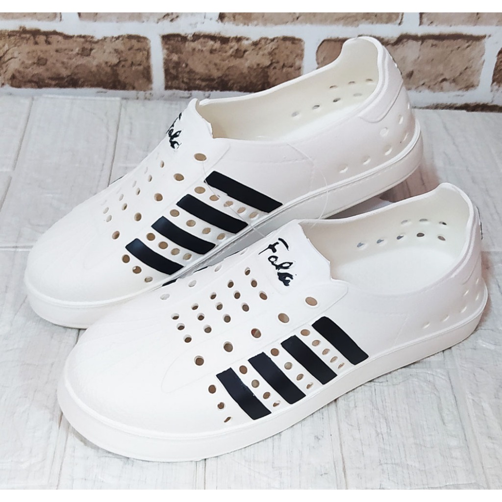 รองเท้าสวมหุ้มส้นคัทชูไฟล่อนหญิง-ชาย เบอร์ 39-44 ราคาถูกคู่ละ 60 บาท คัทชูสวมไฟล่อนหญิงขาว