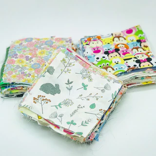 ผ้า cotton 100% สี่เหลี่ยม ขนาด ประมาณ 11-13 cm.คละลาย คละขนาด 50ชิ้น พร้อมส่ง