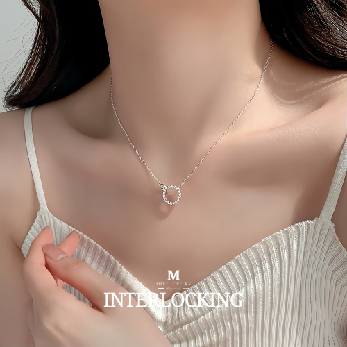 MEET พร้อมส่ง สร้อยเงิน Interlocking สร้อยเพชร สร้อยแฟชั่น สร้อยคอเงินS925 สร้อยคอเกาหลี สร้อยคอเงิน