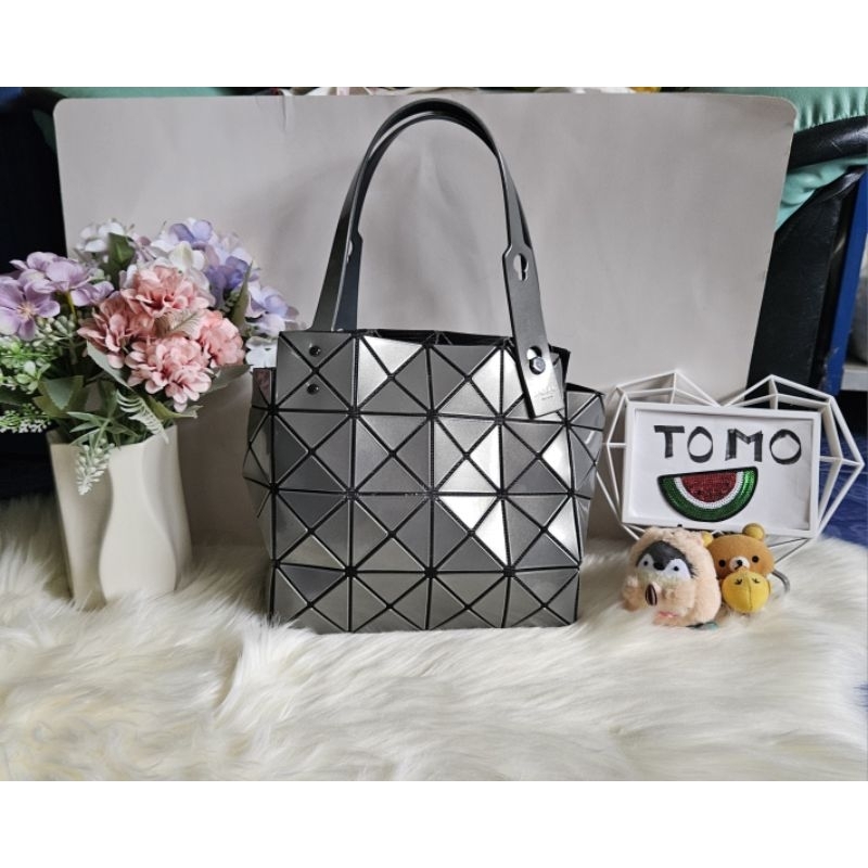 like new baobao carat size L
