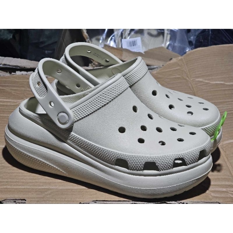 รองเท้าแตะผู้หญิง Crocs Mega Crush Clog ส้นสูง สุดสวย งานดี มีไซส์35--40