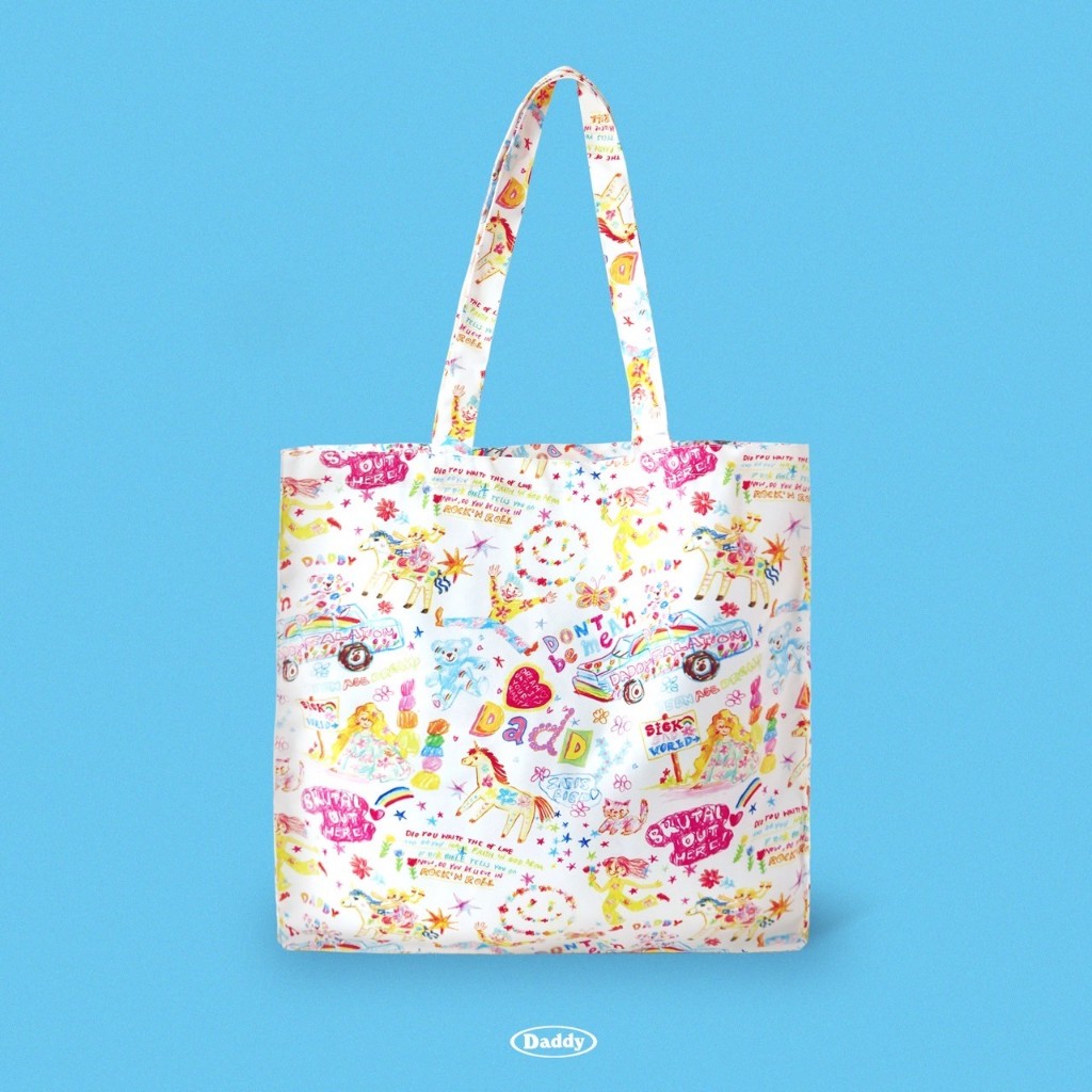 DADDY | Family Trip Tote Bag กระเป๋าผ้าแคนวาสสีขาวพิมพ์ลาย สุดน่ารัก