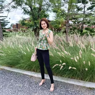 (NT 2)กางเกงโรเชฟ 9 ส่วน(Size S-36) เอวสูง ผ้าโรเชฟแท้ ซิปข้าง ทรงเดฟ กระชับพอดี