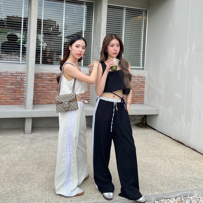 (ลด 30% ซื้อผ่าน shopee video) Simplestyle.byd Twin Sis Set ชุดเซทเสื้อเเขนกุดกางเกงขายาว