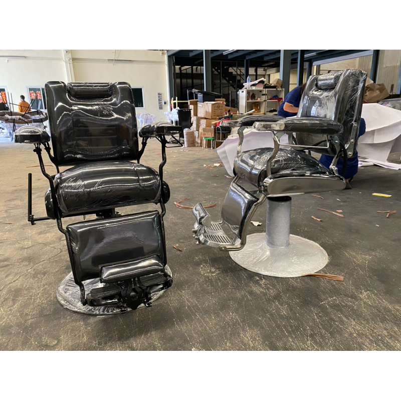 เก้าอี้บาร์เบอร์เก้าอี้ตัดผมชายสีดำจากโรงงานโดยตรง