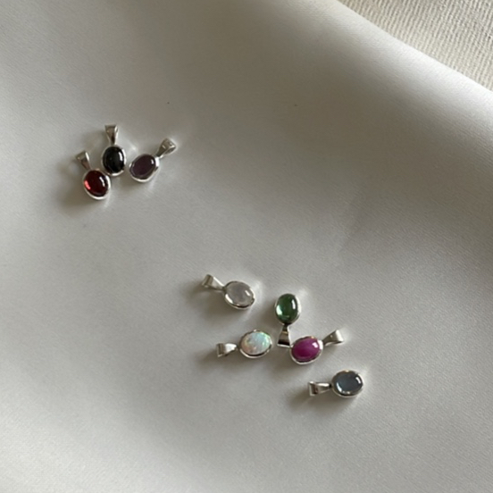 จี้พลอยแท้ รูปไข่ Oval Pendant 8x6mm ตัวเรือน เงินแท้925 ไม่แพ้ ไม่ลอก