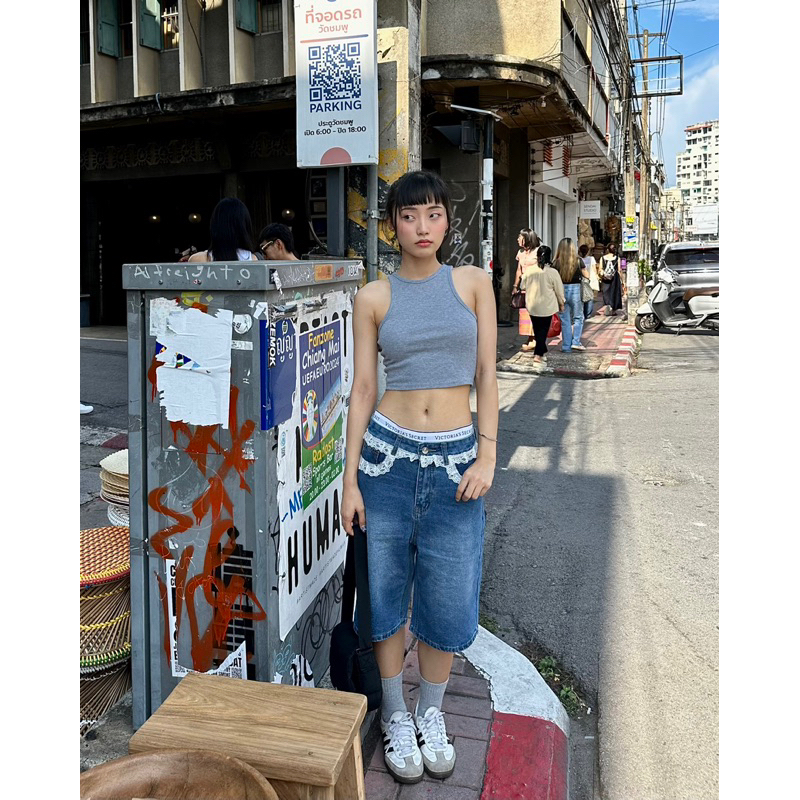 MAITRI STUDIO - Bunny Jeans