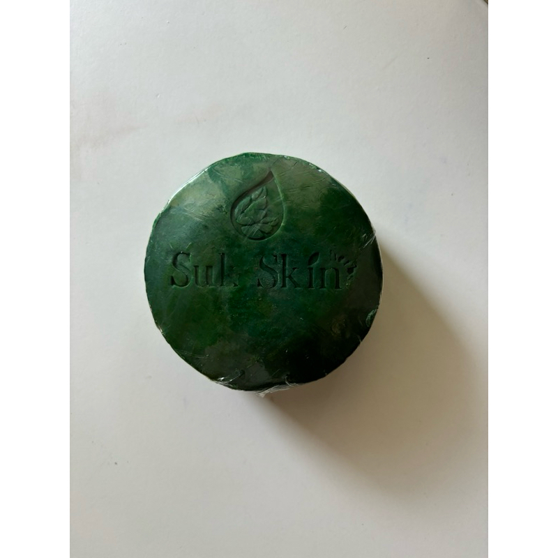 Suk Skin Herbs โปร1ก้อน สบู่สมุนไพร 3 in 1 สูตรเย็น130กรัม[ไม่มีกล่อง]