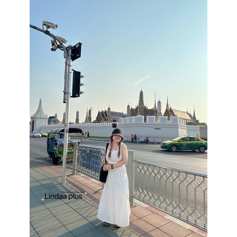 กระโปรงยาว ผ้าฝ้ายลินิน มีซับใน เอวสม๊อครอบเป็นชั้นๆ มีซับในสวยเก๋ ผ้าเนื้อดีไม่บางนิ่มใส่สบาย
