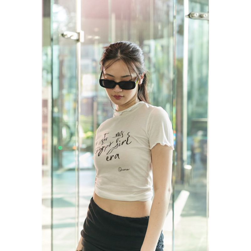 - QUERA Soft Girl Era Top -