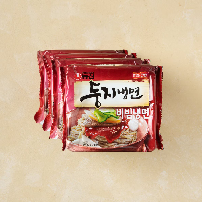 นงชิม ดุงจิ บิบิม แนงเมียน แบบแพ็ค (บะหมี่เย็นเกาหลี แบบแห้ง) NONGSHIM DUNGJI BIBIM NAENGMYEON 농심 둥지