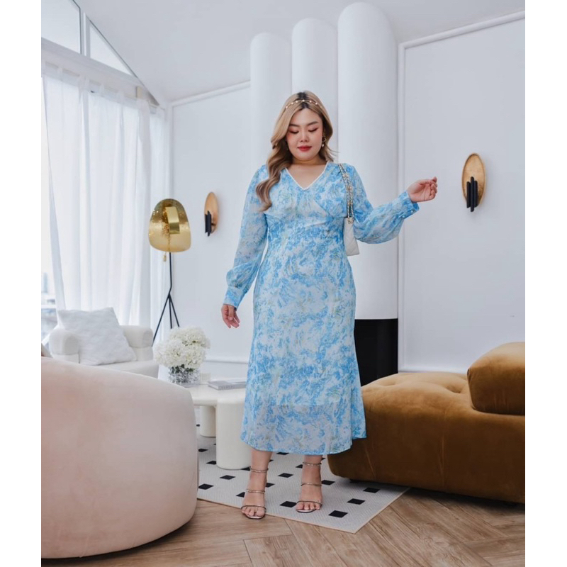 bbwshopเดรสยาวลายลาวาสีฟ้าสดใสคอวี