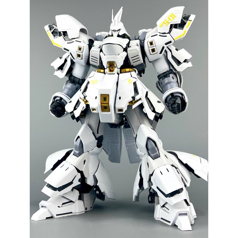 (สินค้ามือ1 พร้อมส่ง)Daban 6631W MG 1/100 sazabi white