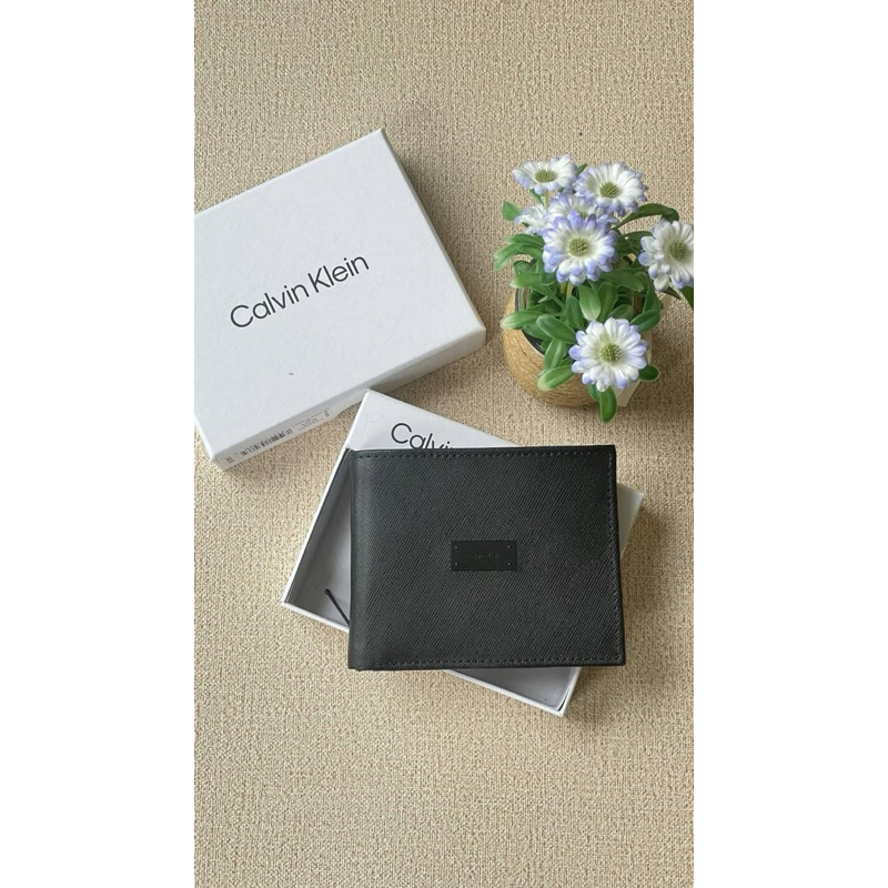 พร้อมส่ง 🔥Sale 1699🔥 ถูกเว่อร์ กระเป๋าสตางค์ ผู้ชาย Calvin Klein แบบมีไส้ มาพร้อมกล่อง ซื้อเปย์ผู้ได