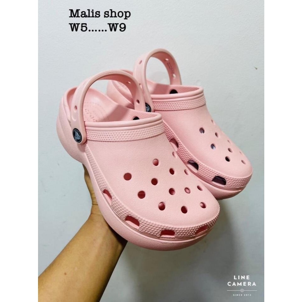 CROCS Classic Platform Clog Women's ผู้หญิงรองเท้าคู่ที่ชายหาด35-40