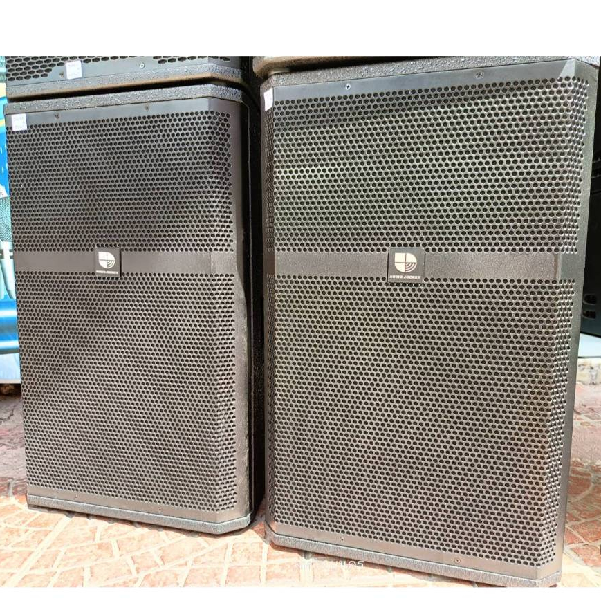 ตู้ลำโพง 15นิ้ว Audio Jockey รุ่น AJX715 Max.SPL127dB กำลังขยาย 700 วัตต์ (สินค้า ราคา 1 ตู้) สินค้า