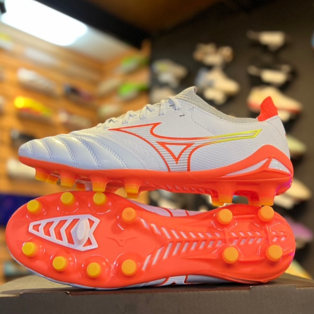 รองเท้าฟุตบอล สตั้ด Mizuno รุ่น MORELIA NEO IV JAPAN สินค้าถ่ายจากงานจริง ใส่ไม่ได้เปลี่ยนได้(ของแถม