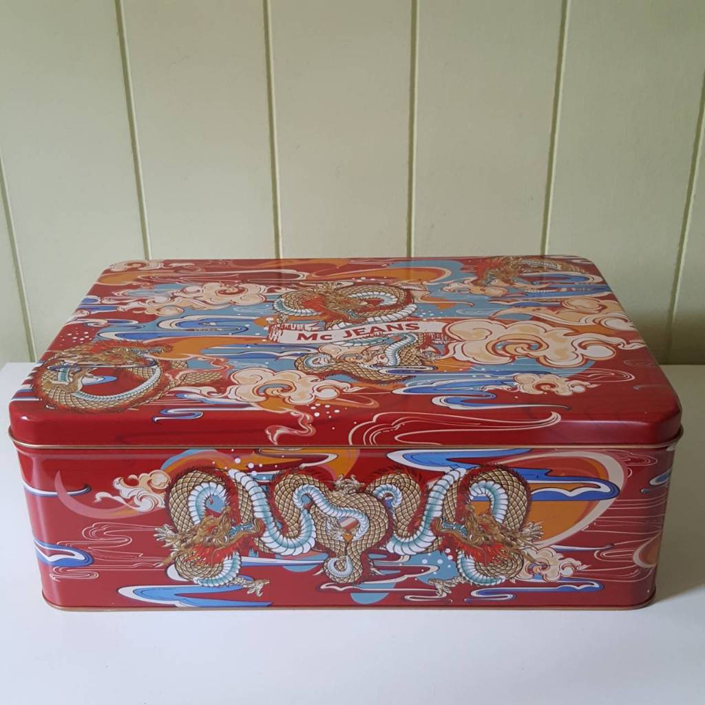 กล่องโลหะ กล่องใส่ของ ลายมังกร Mc Jeans Kingdom of Dragon Limited Edition ของสะสม กล่องสังกะสี Tin B
