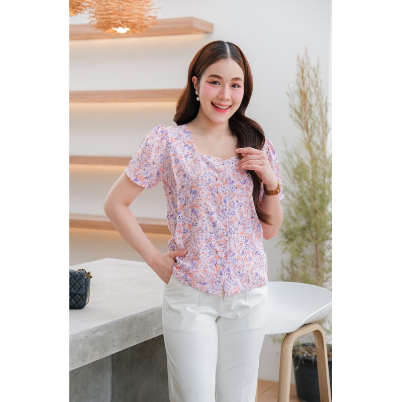 เสื้อคอเหลี่ยม ให้นม กระดุมหน้า เสื้อแฟชั่นให้นม