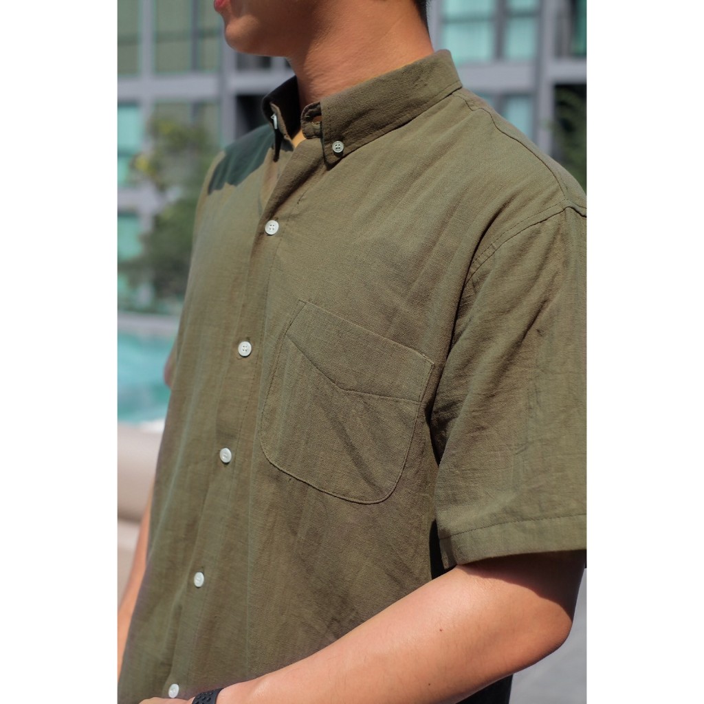 (SALE! only 150.-) เสื้อเชิ้ตแขนสั้น สีเขียวขี้ม้า รุ่น City Boy (SB012)