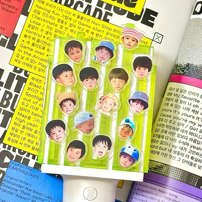 มีลายใหม่แล้ว อะคริลิคจิ๋ว ติดบง/ติดเคส 2-3 เซน +กาวนาโน ลอกได้ไม่ทิ้งคราบ