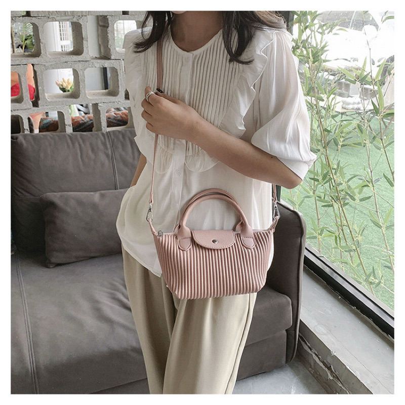 กระเป๋ารุ่น Mini Nanny bag ใบเล็ก มีสายสะพายยาว