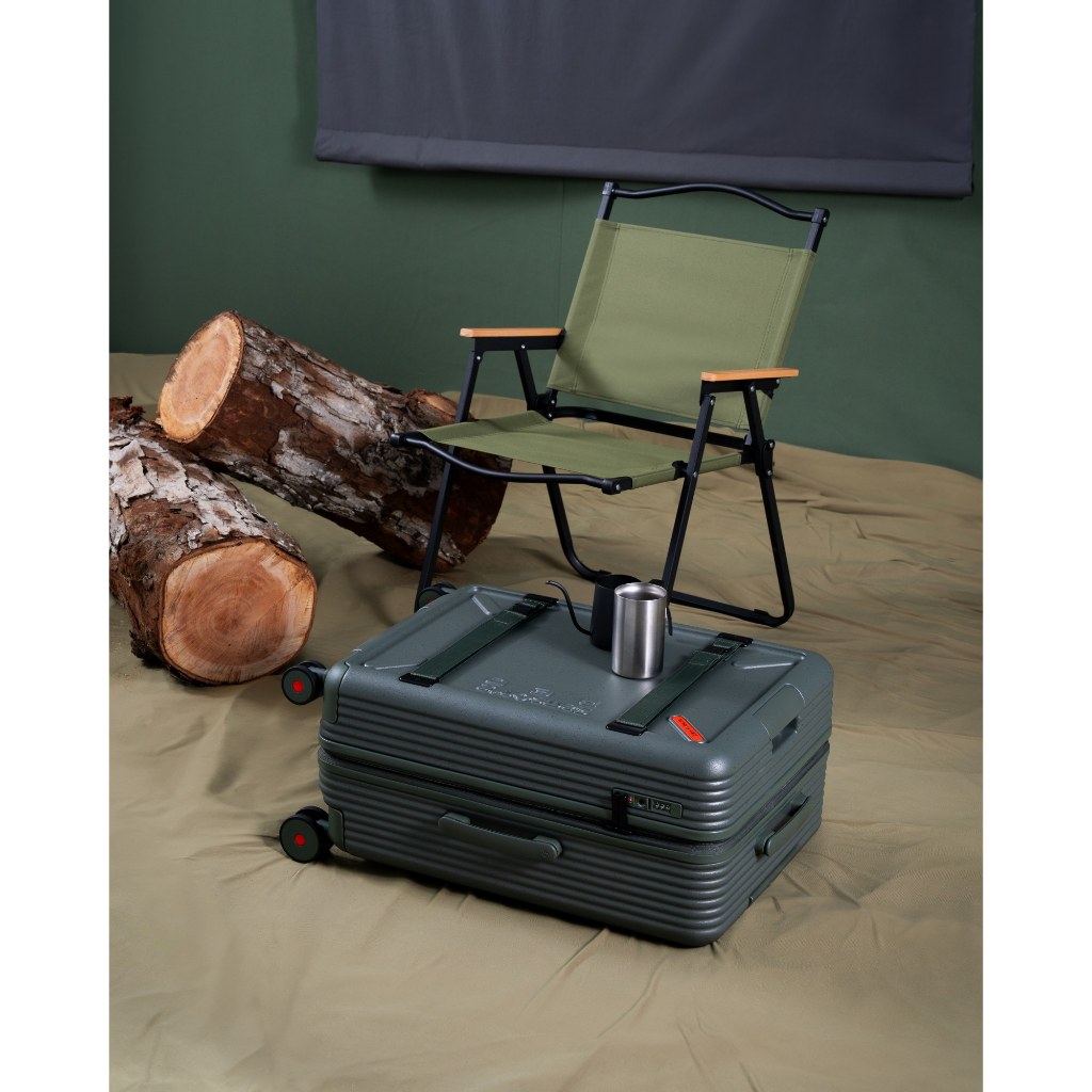 SAMSONITE  RED กระเป๋าเดินทางล้อลากทรงTRUNK รุ่น TOIIS XP ขนาด 27 นิ้ว HARDSIDE SPINNER 74/27 EXP