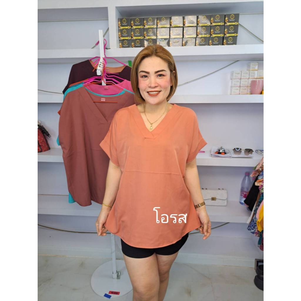 ว5//คอวีพื้นผ้าไหมอิตาลีฟรีไซร์48-50นิ้ว ยาว26นิ้วหน้าผ้า50 ราคา119บาท