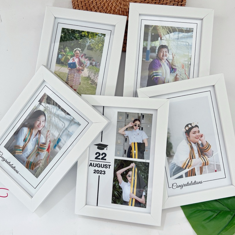 กรอบขนาด4*6นิ้ว พร้อมรูป ฟรีออกแบบ สนใจสั่งซื้อทักแชทได้เลยค่ะ