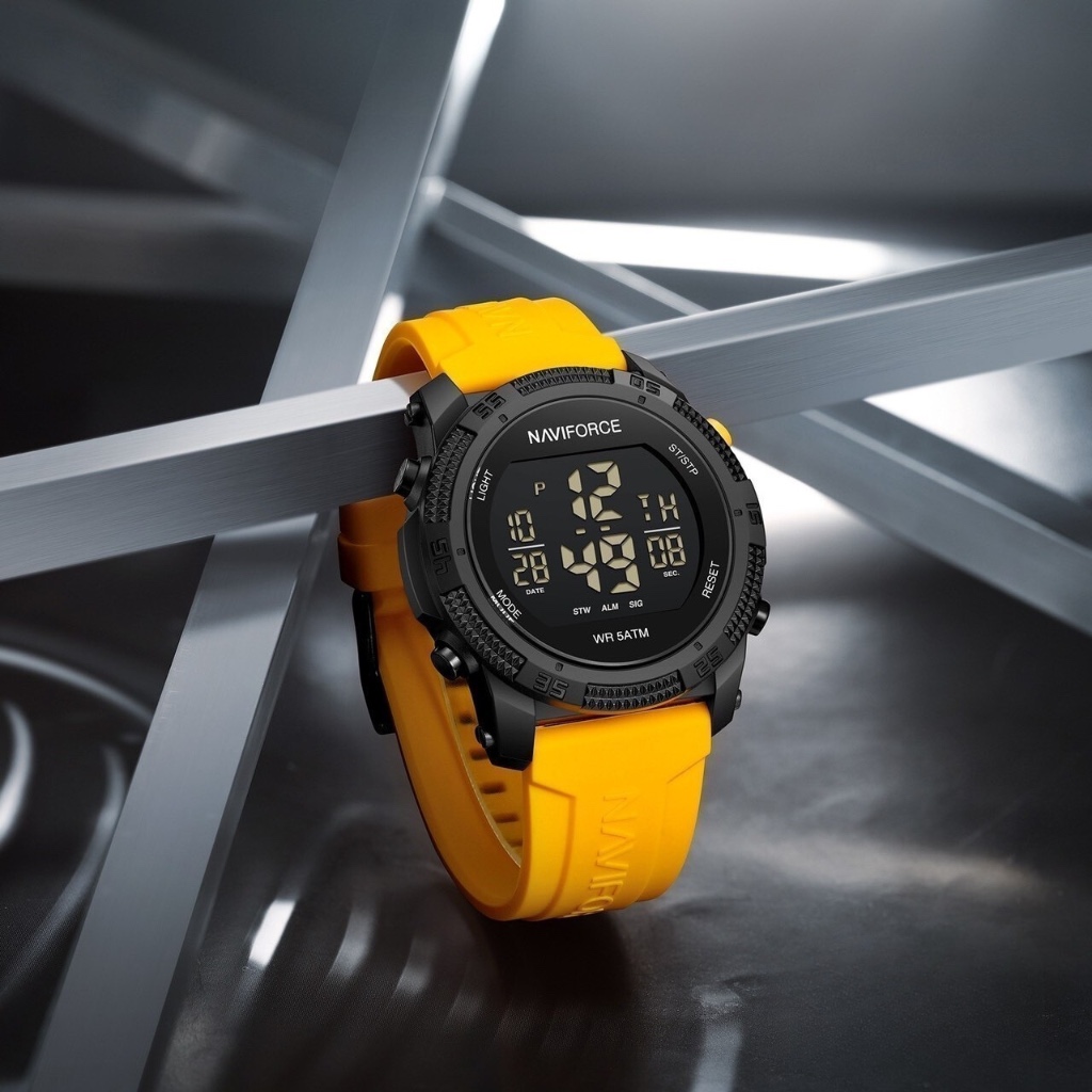 นาฬิกาข้อมือแฟชั่นผู้ชาย Naviforce ของแท้ พร้อมกล่องใบประกัน
