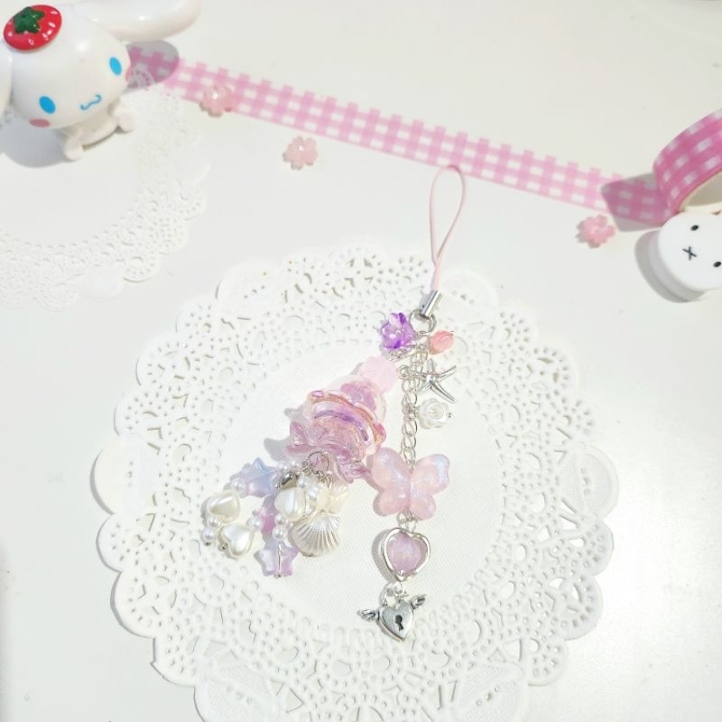 พวงกุญแจแฮนด์เมด 100%  น้องกระพรุนดอกไม้  keychain handmade flower jelly fish