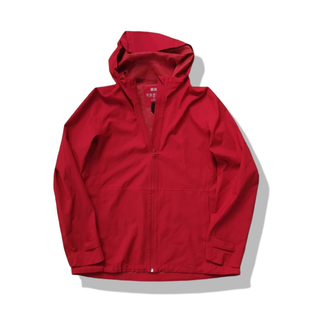 Uniqlo Blocktech 3D Cut Hooded Parka Jacket รอบอก 43”