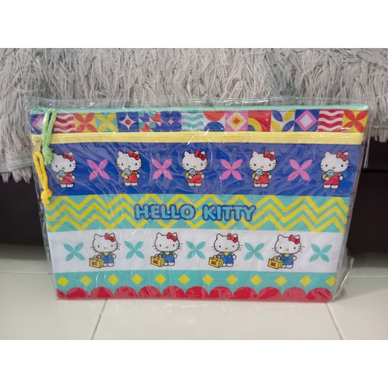 แฟ้มซองซิปใส่เอกสาร F4 sanrio แท้100%