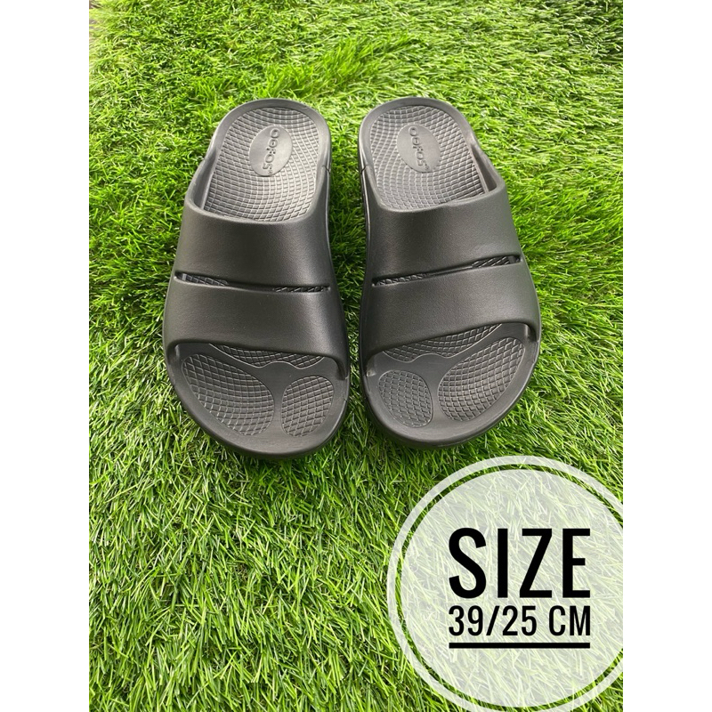 Oofos 🦅 สภาพดี แท้ มือสอง 💯