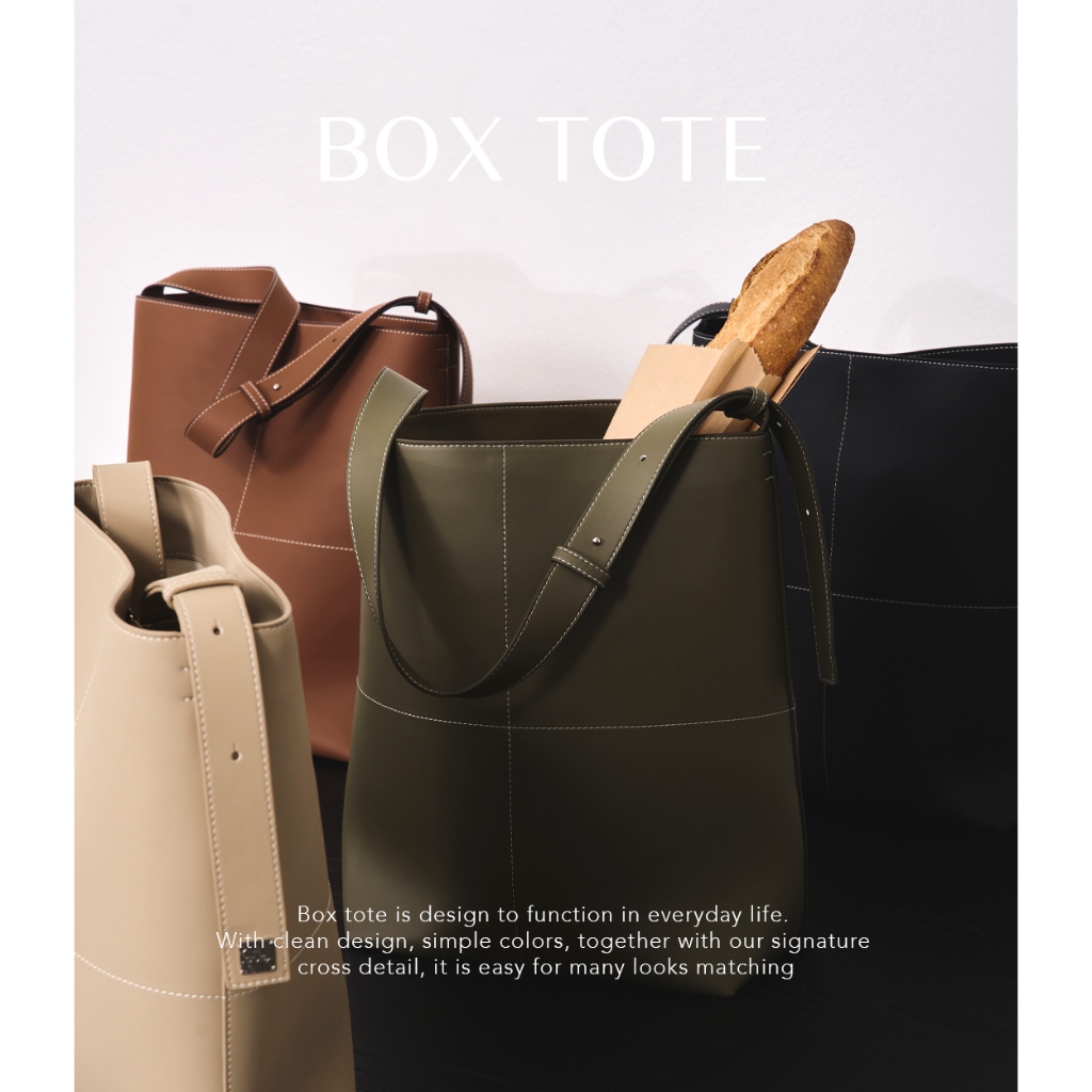 Raw - Box tote Bag - Material : premium microfiber leather with canvas lining