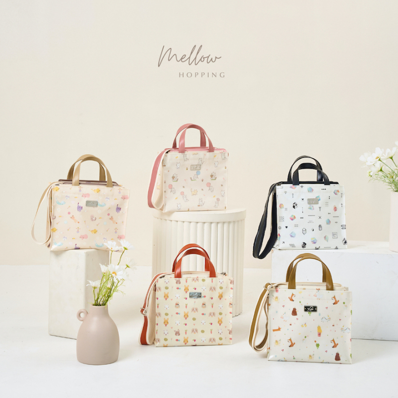 KEPT(ใหม่ล่าสุด✨) กระเป๋าสะพายข้างรุ่น mellow hopping Crossbodyมีซิป ใส่iPad proได้ทุกรุ่น (รวม5ลาย)