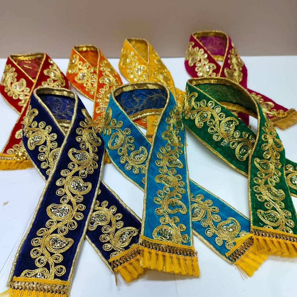 ไสบ7สี ถวายองค์เทพ เลือกความยาวได้ ลายปักอินเดียดิ้นทอง สำหรับ ถวายคล้อง องค์ใหญ่