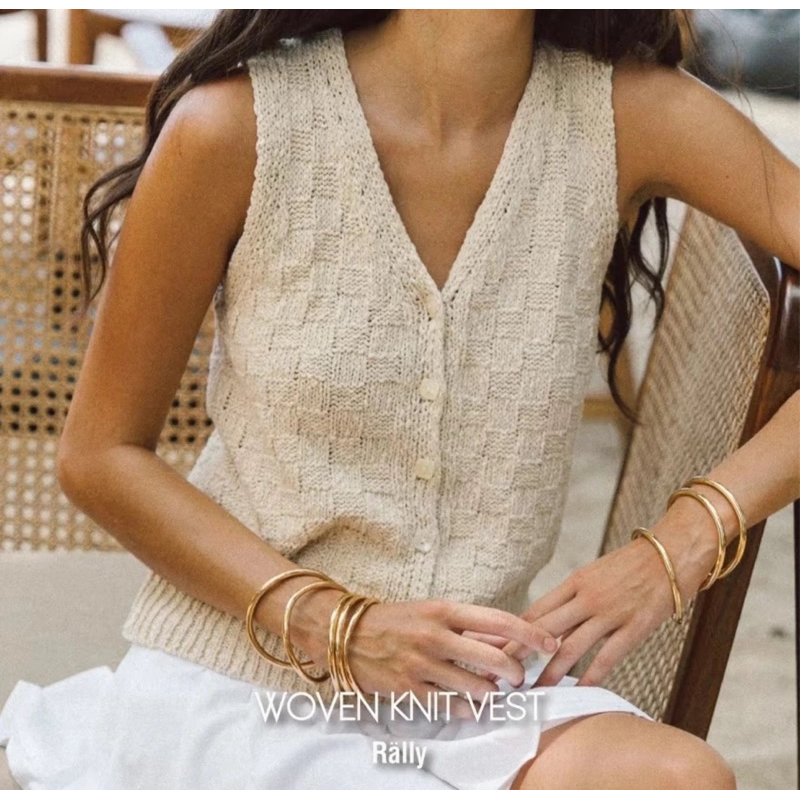 ใช้โค้ดลดเพิ่มสูงสุด 30% The New Rally Movement Woven Knit Vest เสื้อไหมพรมทอลายตาราง ป้ายคิง