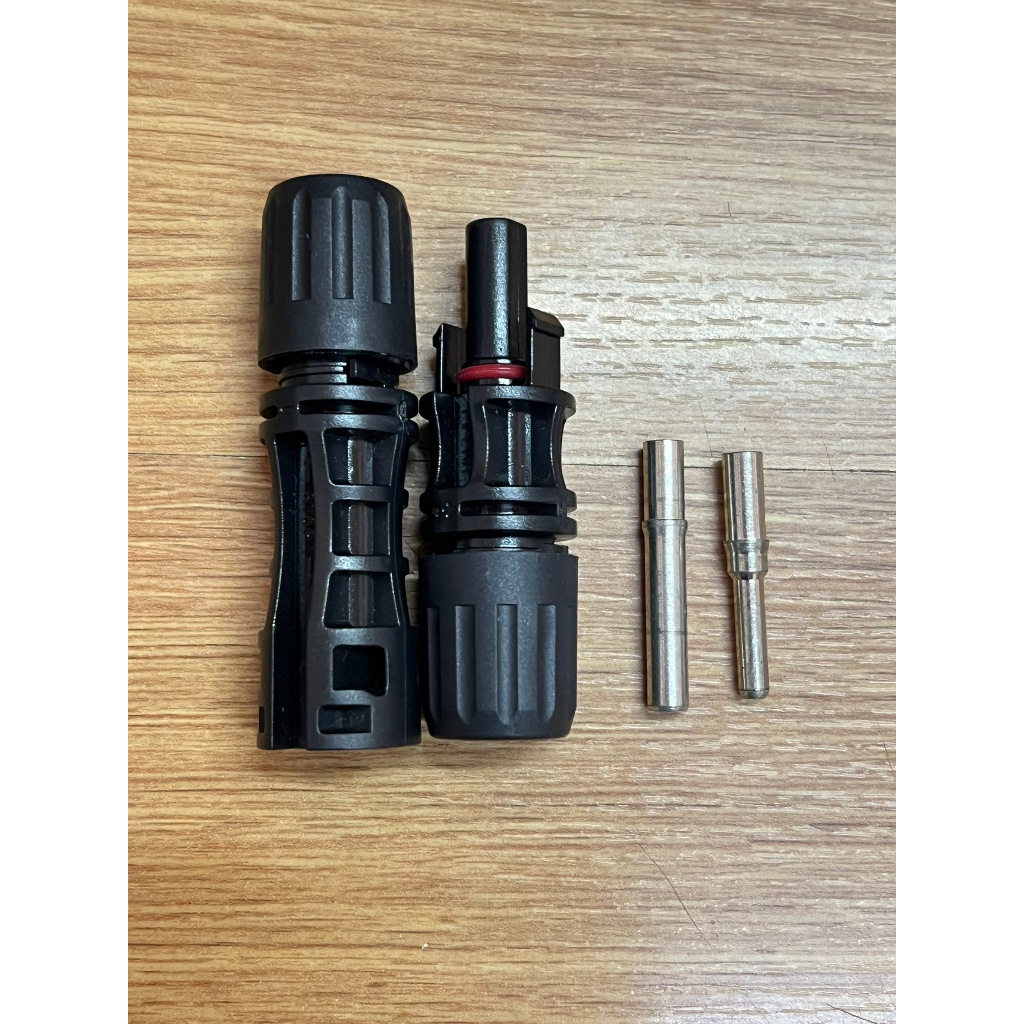 MC4 1000v 1500v 45A 65A ปลั๊กไฟ DC ระบบโซลาร์เซลล์ อย่างดี คุณภาพสูง