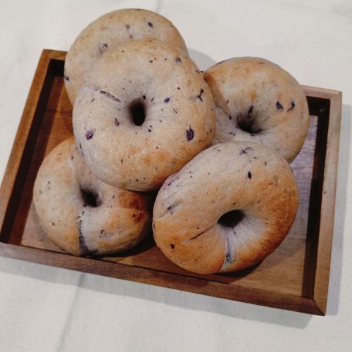 Blueberry Bagel ขนมปังเบเกิล Homemade Bagel เนื้อหนึบ 5 ชิ้น ทำใหม่ทุกออเดอร์ พร้อมส่งทุกวัน