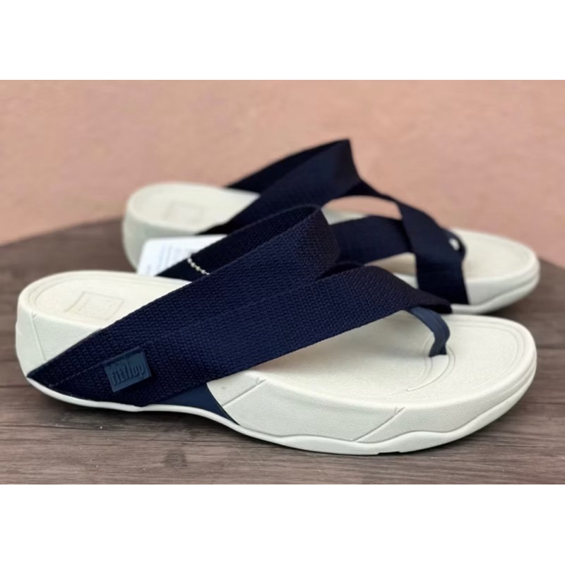 รองเท้าเเตะ fitflop สลิงรุ่นใหม่ สวย ใส่ได้ทั้ง หญิงและชายไซร้ 36----44