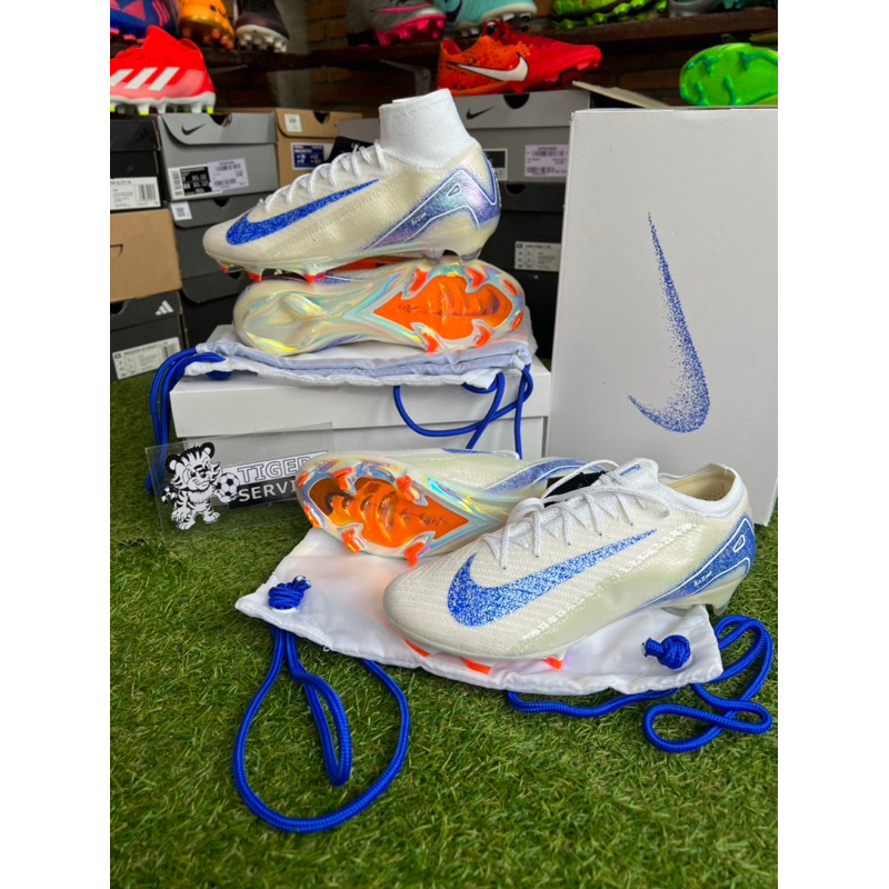 NIKE MERCURIAL BLUEPRINT PACK รองเท้าไนกี้ รุ่นใหม่ล่าสุดตอนนี้ เป็นสี Limited ของมีน้อยด้วยครับ ของแท้มือ1